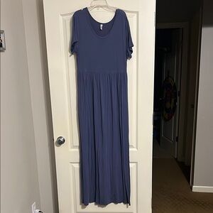 Blue Maxi Sundress with Short Sleeves and Crew Neck